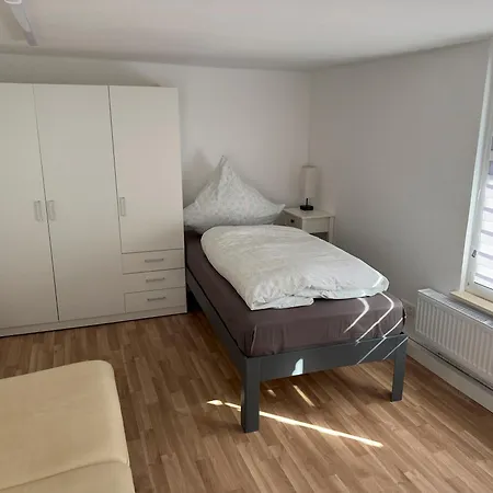 Monteurzimmer Bei Jena - T Und T Gbr * Bucha (Saale-Holzland)