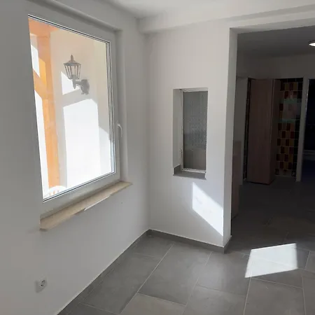 Monteurzimmer Bei Jena - T Und T Gbr Bucha (Saale-Holzland)