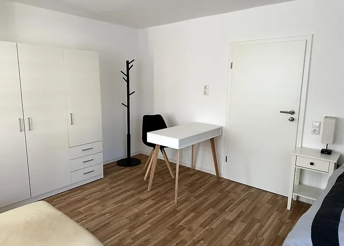 Privatunterkunft Monteurzimmer Bei Jena - T Und T Gbr *