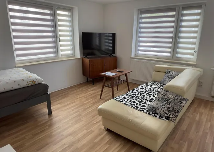 Monteurzimmer Bei Jena - T Und T Gbr *