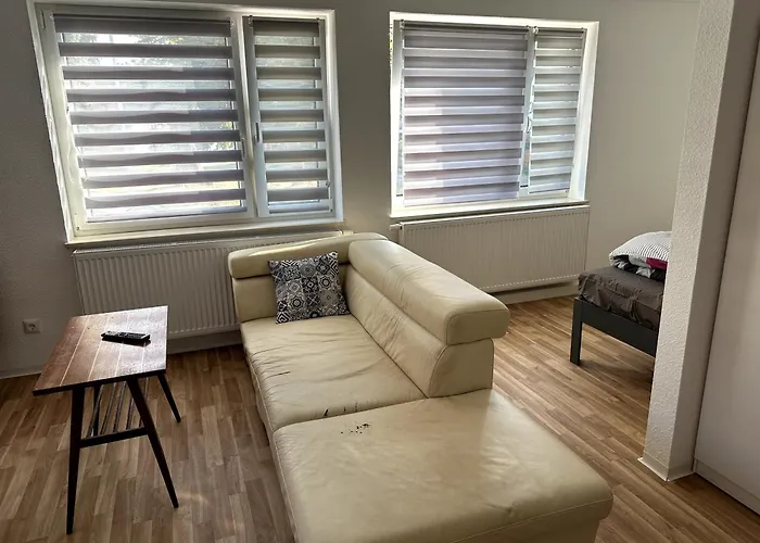 Privatunterkunft Monteurzimmer Bei Jena - T Und T Gbr Bucha (Saale-Holzland)