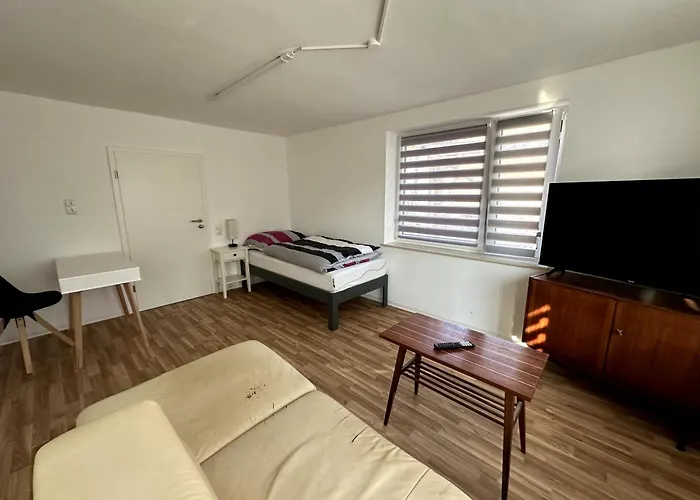 Privatunterkunft Monteurzimmer Bei Jena - T Und T Gbr *