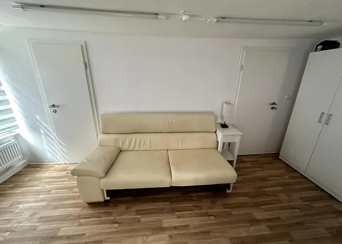 Privatunterkunft Monteurzimmer Bei Jena - T Und T Gbr