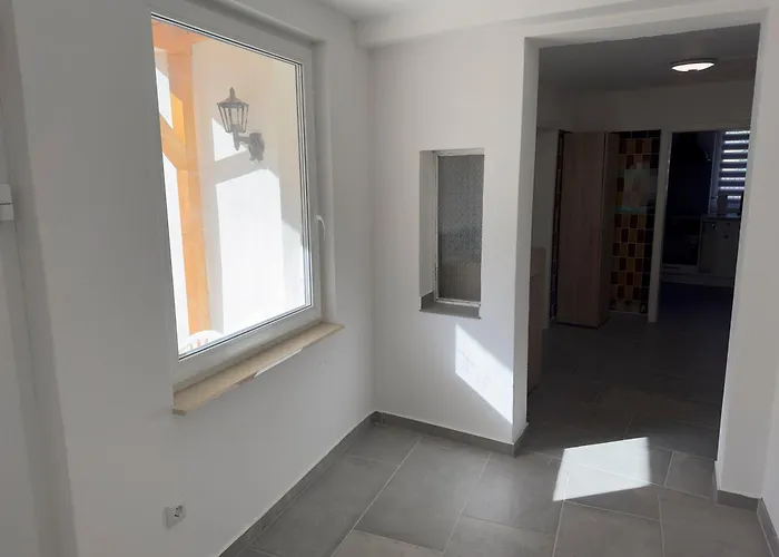 Monteurzimmer Bei Jena - T Und T Gbr Bucha (Saale-Holzland)