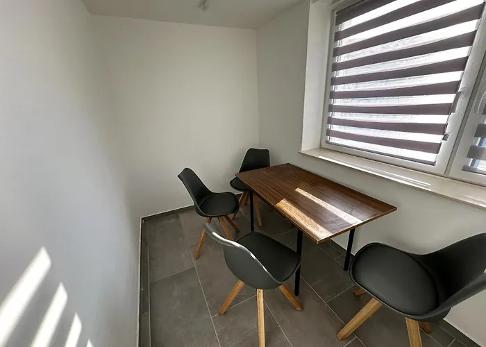 Privatunterkunft Monteurzimmer Bei Jena - T Und T Gbr *