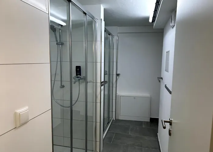 Privatunterkunft Monteurzimmer Bei Jena - T Und T Gbr Bucha (Saale-Holzland)