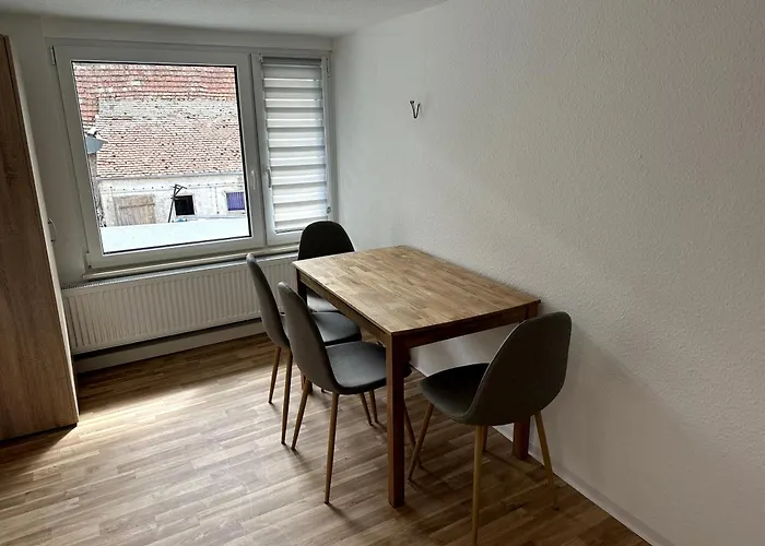Privatunterkunft Monteurzimmer Bei Jena - T Und T Gbr Bucha (Saale-Holzland)